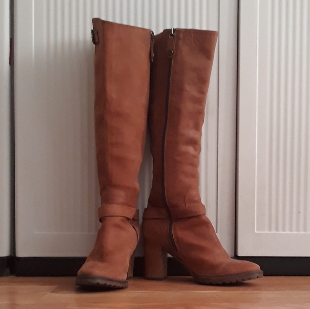 Brown boots